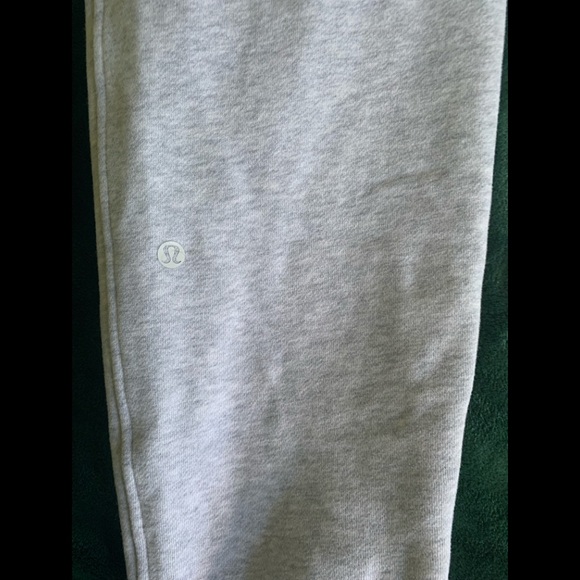 NWT lululemon scuba HR joggers size 4 - Picture 8 of 9
